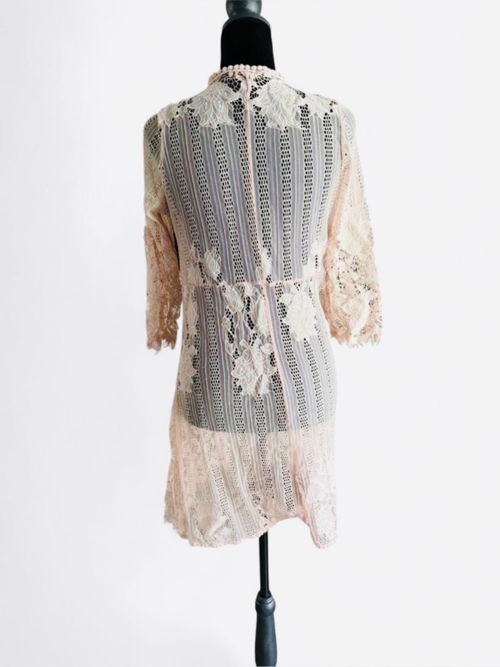 Lollia Rose Blush Pink Lace Kimono Boho Sheer Cardigan Size M - Picture 4 of 5